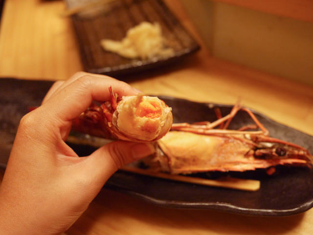 [食記]生鮮開賣-超威日本干貝海膽漢堡-串鳥.炭火直燒-聚餐喝酒的好選擇。
