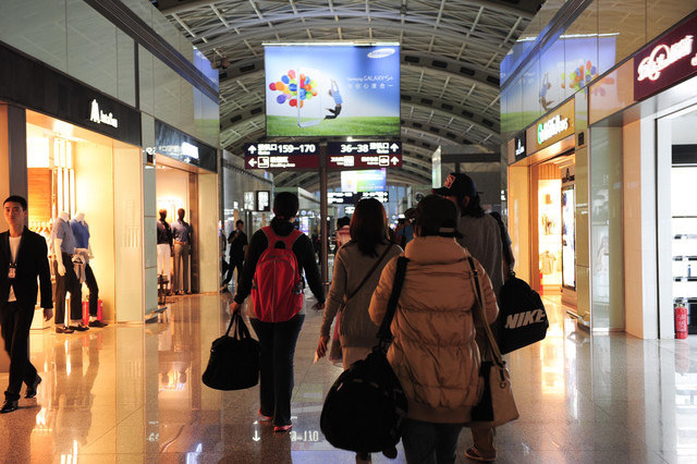 <西藏旅遊>成都雙流機場-拉薩機場-第一天悠閒地適應高原氣候生活