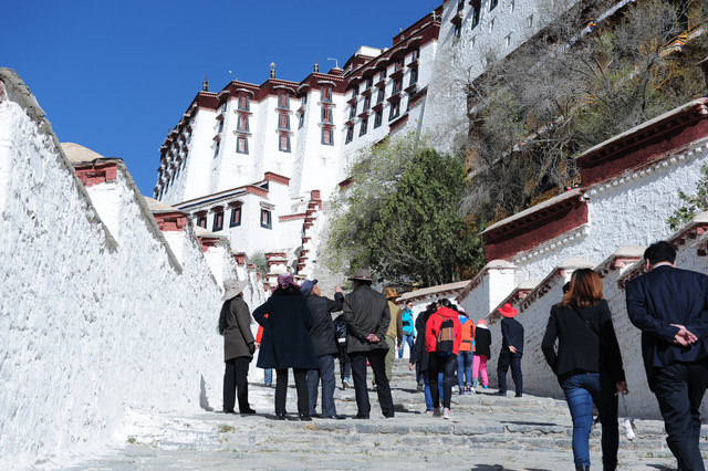 <西藏旅遊心情>第二次西藏行-越美的天空天氣越稀薄，如果要親眼看到！就鼓起勇氣出發吧。