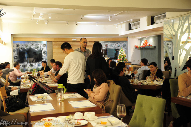 <餐廳>溫馨好友聚會，Shaffer's Kitchen 雪飛詩歐廚品嘗菜色聚餐會。