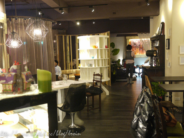 <好店推薦>Okaeli歡迎你回家，東區大安路-有歸屬感的咖啡廳