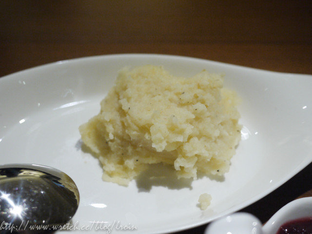 <食記>雪飛詩感恩節大餐~新鮮烤火雞讓我吃到鮮甜不乾澀的火雞大餐。