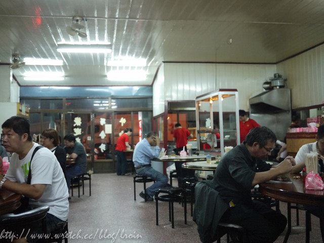 <美食>生意超好的桃園牛肉店名店-巧合珍紅燒四川牛肉麵店