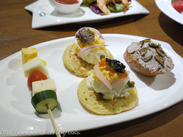 <美食>堅持美味-讓我連續去六次的好餐廳- Shaffer's Kitchen雪飛詩歐廚