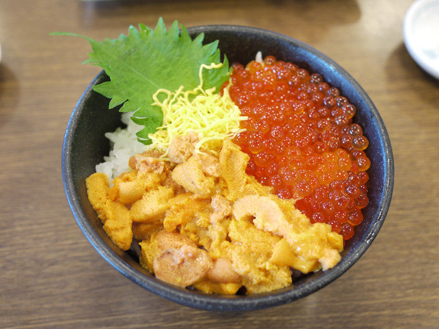 <旅遊>丁小雨十八天日本自由行＊札幌～中央水產市場瘋狂海膽蓋飯我來了