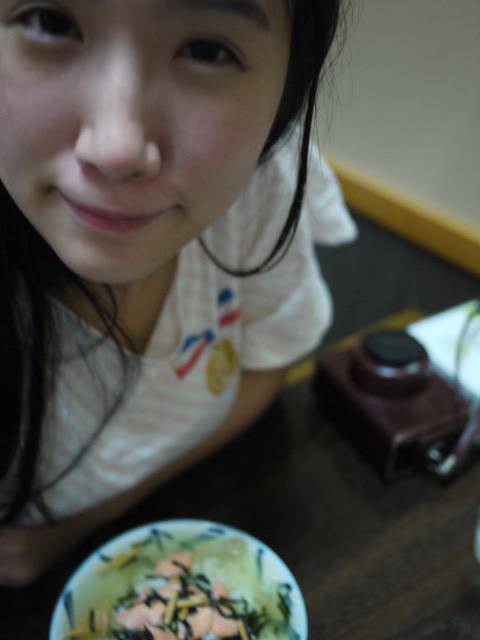 <旅遊>丁小雨十八天日本自由行＊登別溫馨居酒屋～美味的串燒料理