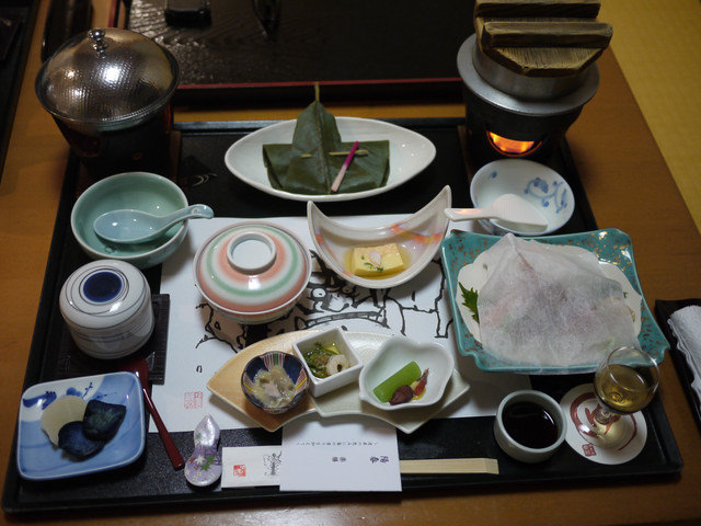 <旅遊>丁小雨十八天日本自由行＊登別溫泉傳統飯店一泊二食！晚餐懷石料理和早餐