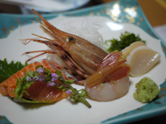 <旅遊>丁小雨十八天日本自由行＊登別溫泉傳統飯店一泊二食！晚餐懷石料理和早餐