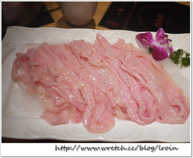 <美食>成都轉機那晚的美食~重慶小天鵝火鍋+夜遊寬窄巷