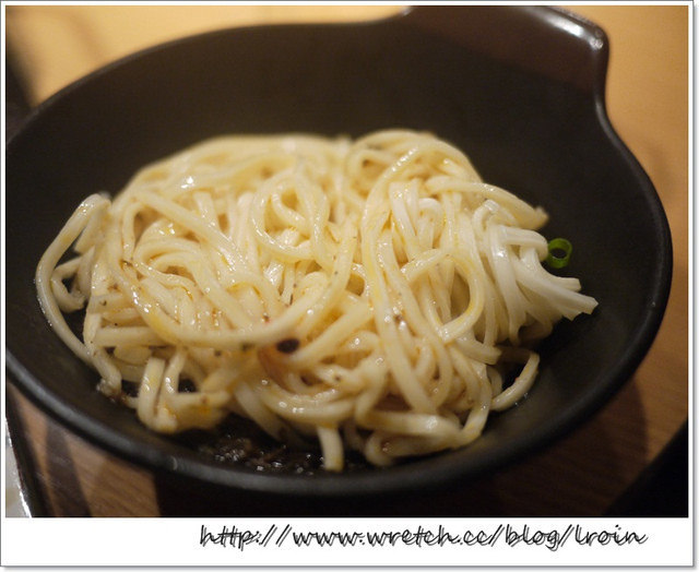 <美食>成都轉機那晚的美食~重慶小天鵝火鍋+夜遊寬窄巷