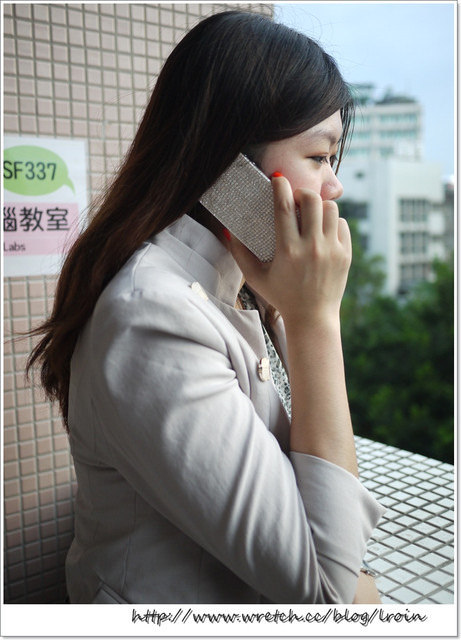 <3C>手機也要穿新衣~白I PHONE 4 V.S HTC 迪賽兒 HD